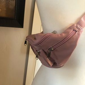 Fanny pack. Hip bag. Belt bag.